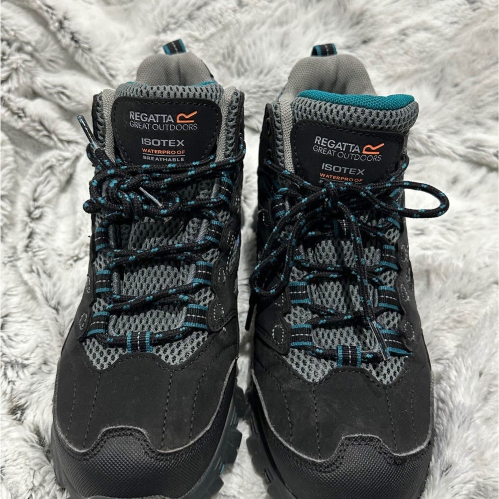 Kids Black and Gray Hiking Shoes
